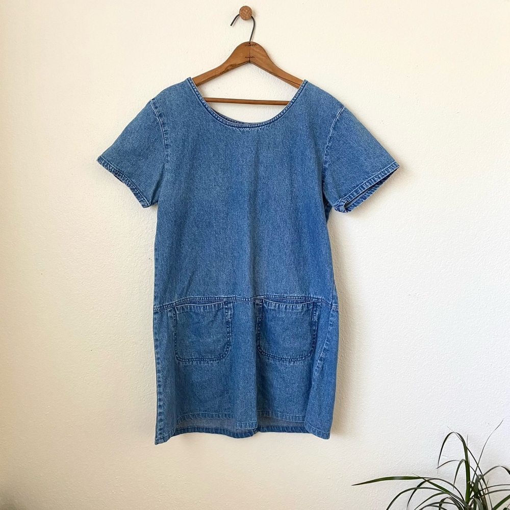 Vintage Blue J. Denim Short Sleeved Tunic Mini Dress with Pockets.
